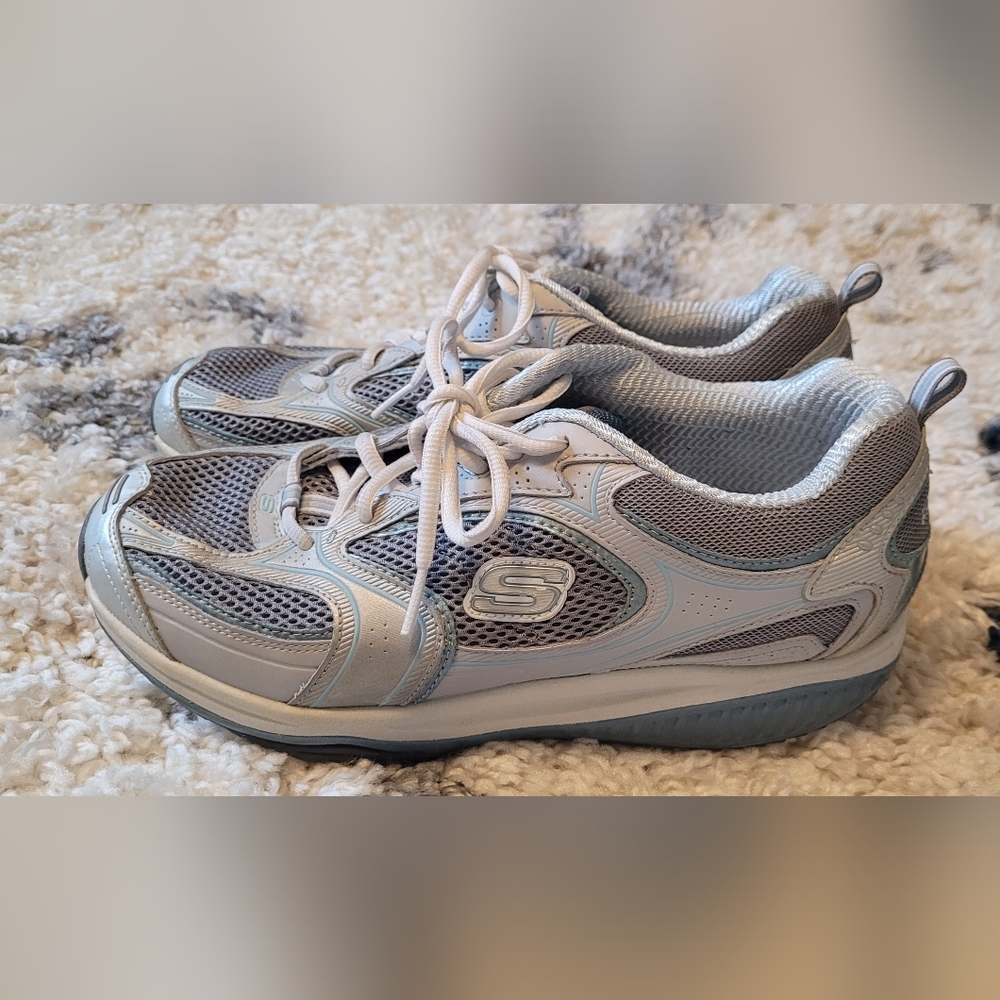 Skechers Womens Athletic Shoes Size 10M Shape Ups Leather White Blue Silver